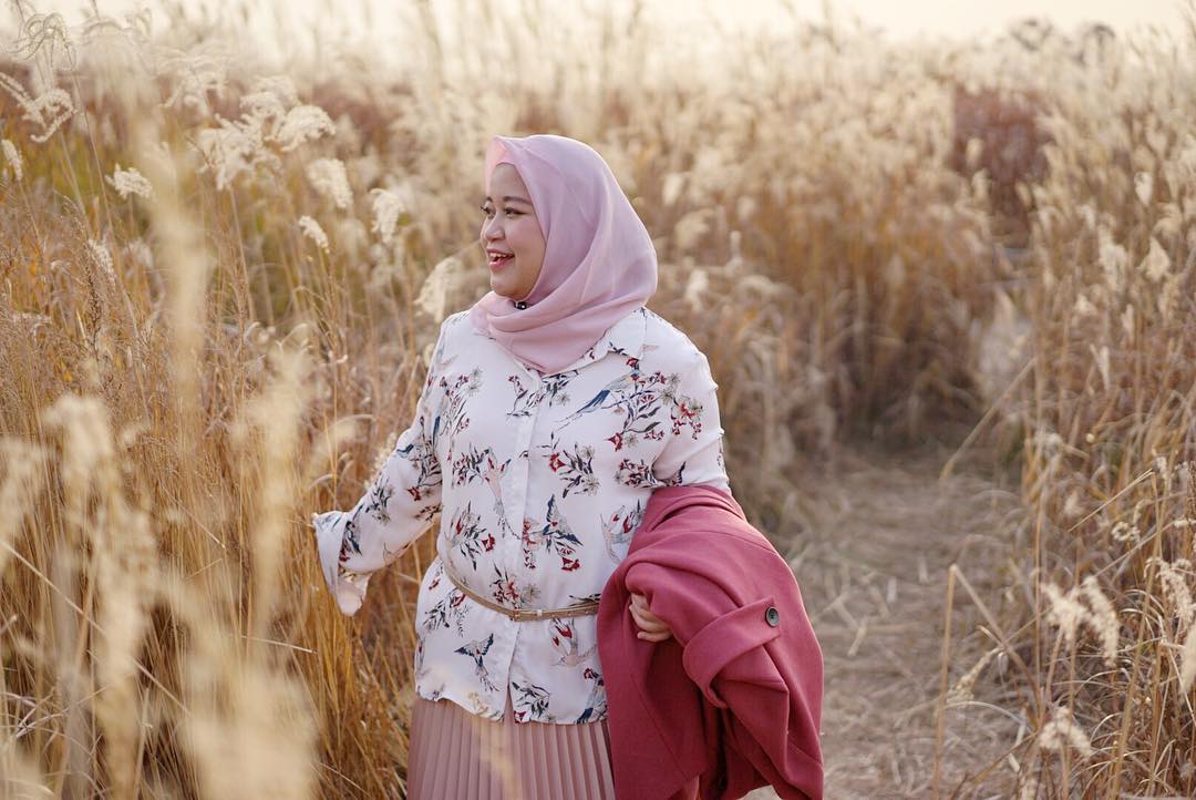 14 Model Baju Muslim untuk Orang Gemuk