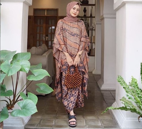14 Model Rok Batik Panjang